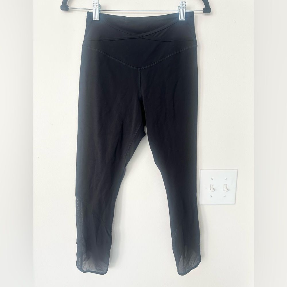Lululemon Kris Cross Crop Leggings 8